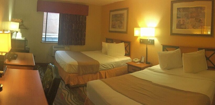 בית מלון כפרי Travelodge By Wyndham Battle Creek