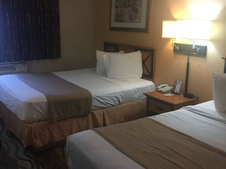 فندق Travelodge By Wyndham Battle Creek