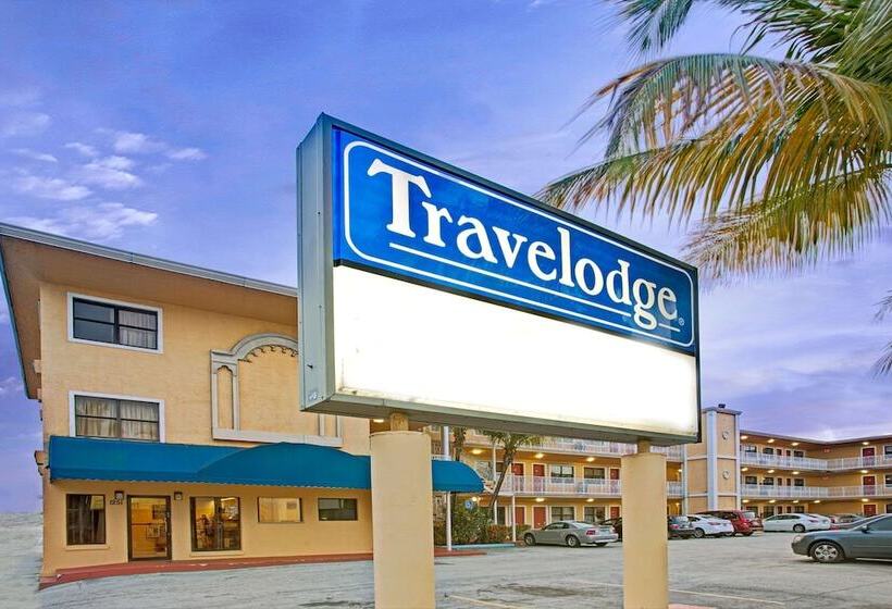 ホテル Travelodge By Wyndham Fort Lauderdale