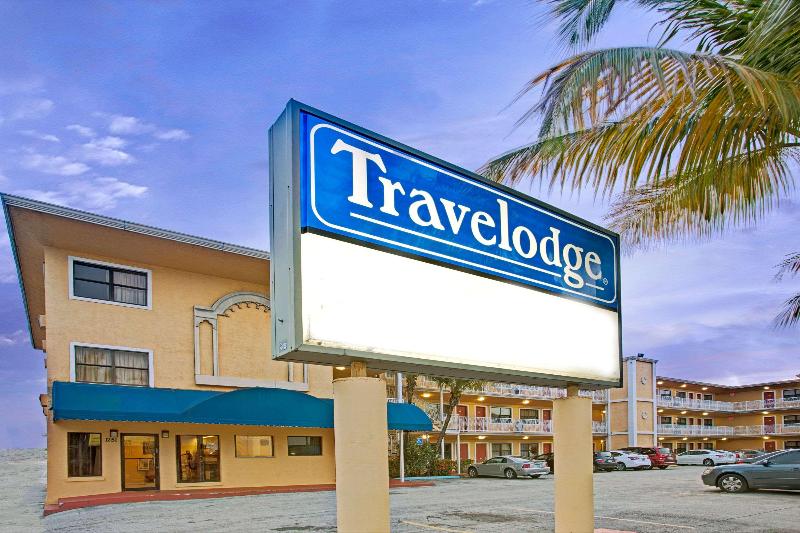 ホテル Travelodge By Wyndham Fort Lauderdale