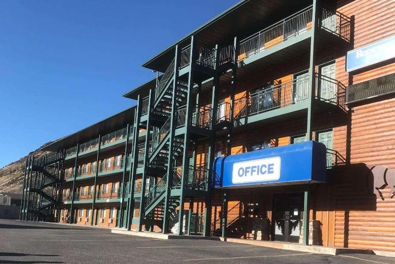 فندق Travelodge By Wyndham Gardiner Yellowstone Park North Entr