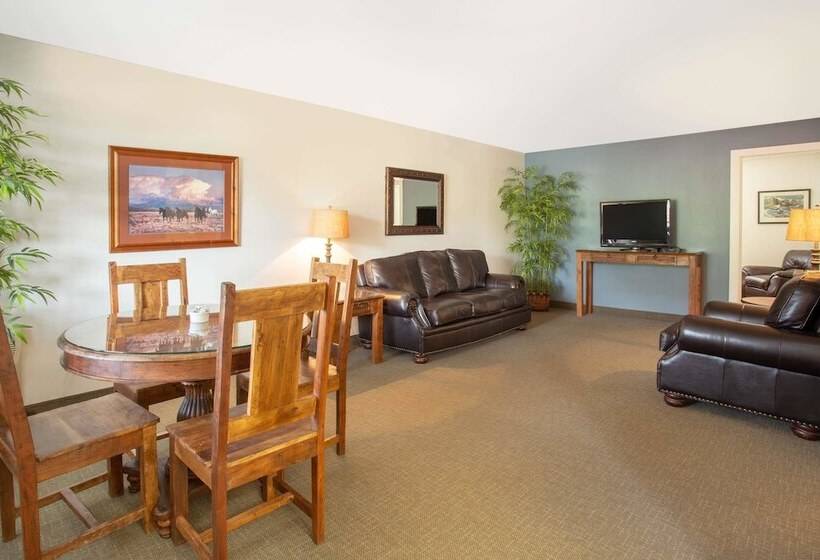 فندق Travelodge By Wyndham Gardiner Yellowstone Park North Entr