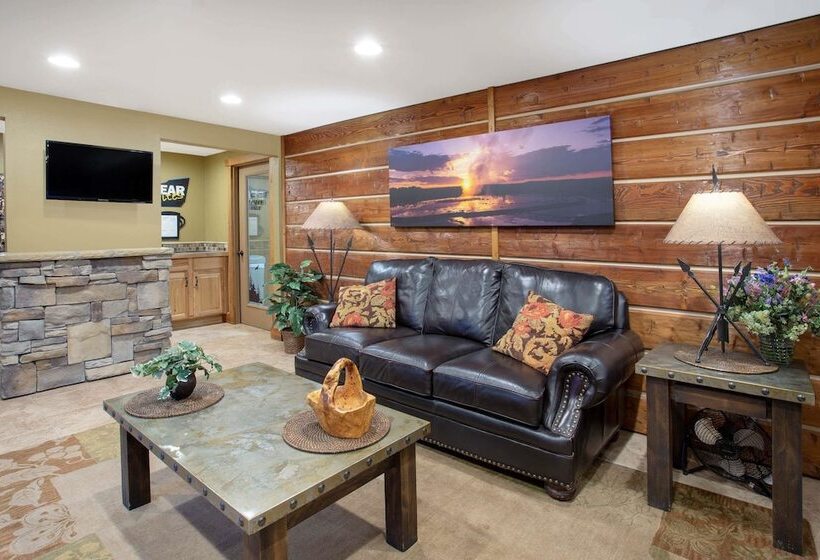 فندق Travelodge By Wyndham Gardiner Yellowstone Park North Entr