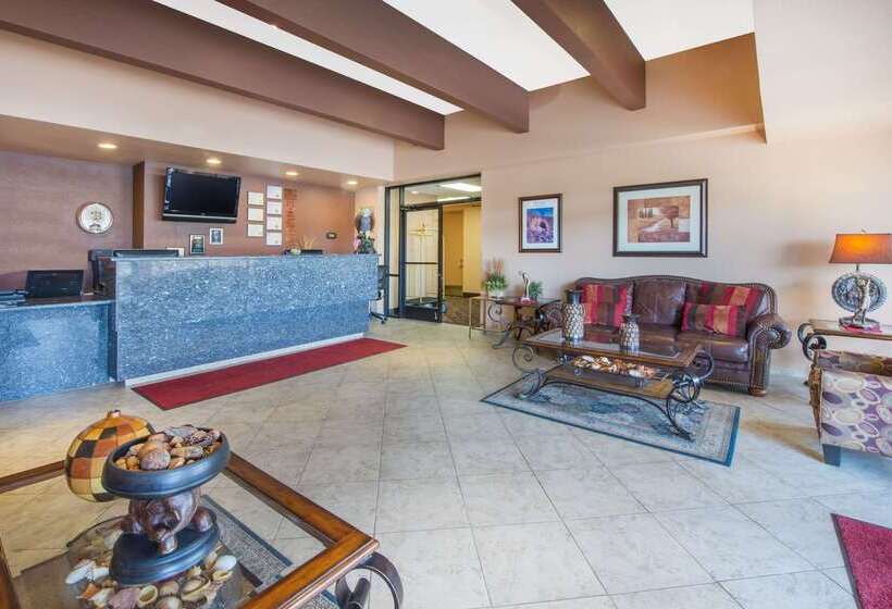 فندق Travelodge By Wyndham Globe Az