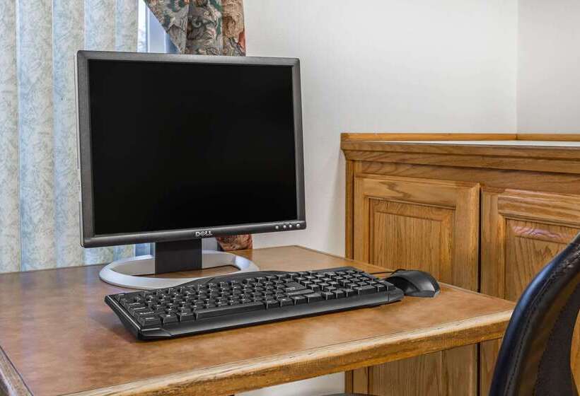 בית מלון כפרי Travelodge By Wyndham Grants Pass