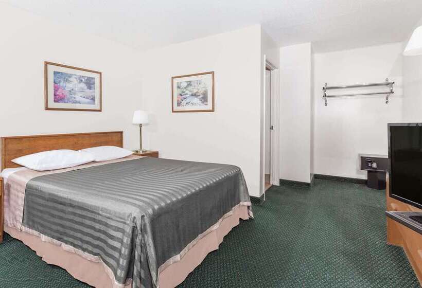 בית מלון כפרי Travelodge By Wyndham Grants Pass