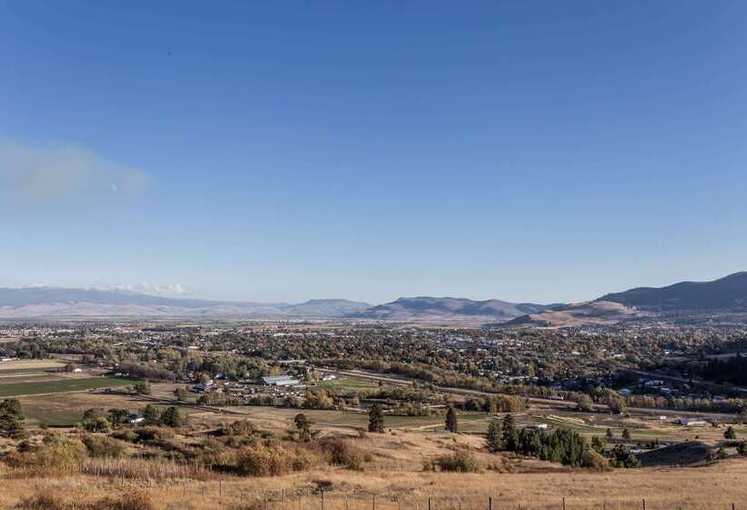 فندق Travelodge By Wyndham La Grande