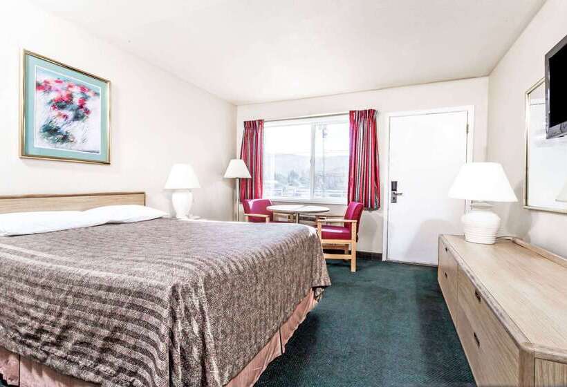 فندق Travelodge By Wyndham La Grande