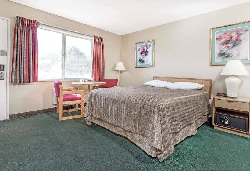 فندق Travelodge By Wyndham La Grande