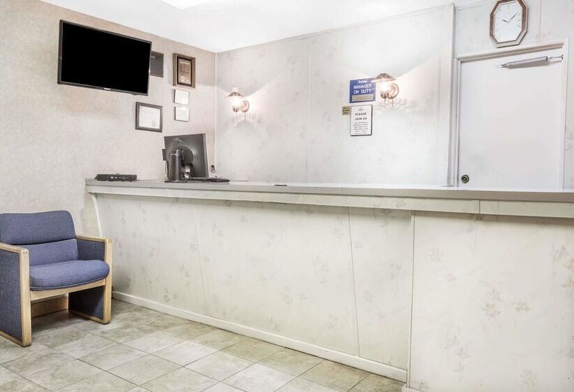 فندق Travelodge By Wyndham La Grande