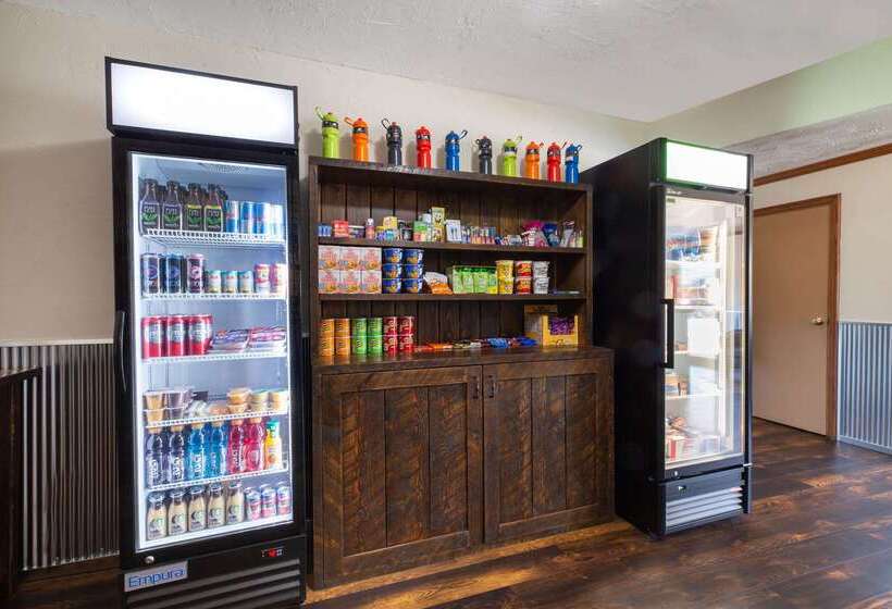 فندق Travelodge By Wyndham Livingston