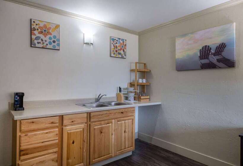 فندق Travelodge By Wyndham Livingston