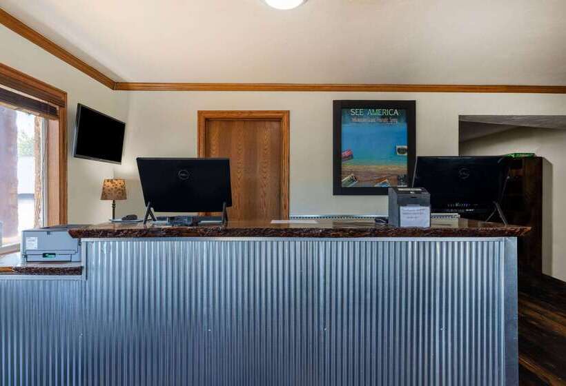 فندق Travelodge By Wyndham Livingston