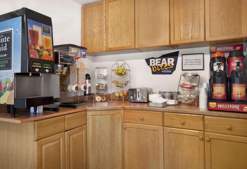 ホテル Travelodge By Wyndham Pendleton Or