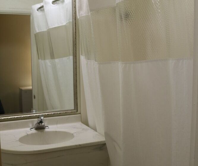 ホテル Travelodge By Wyndham Pendleton Or