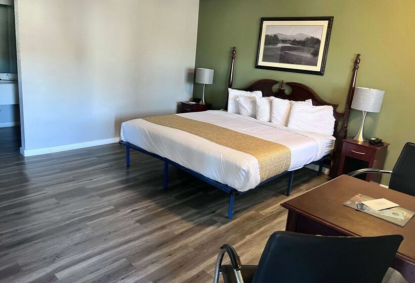 فندق Travelodge By Wyndham Redding Ca
