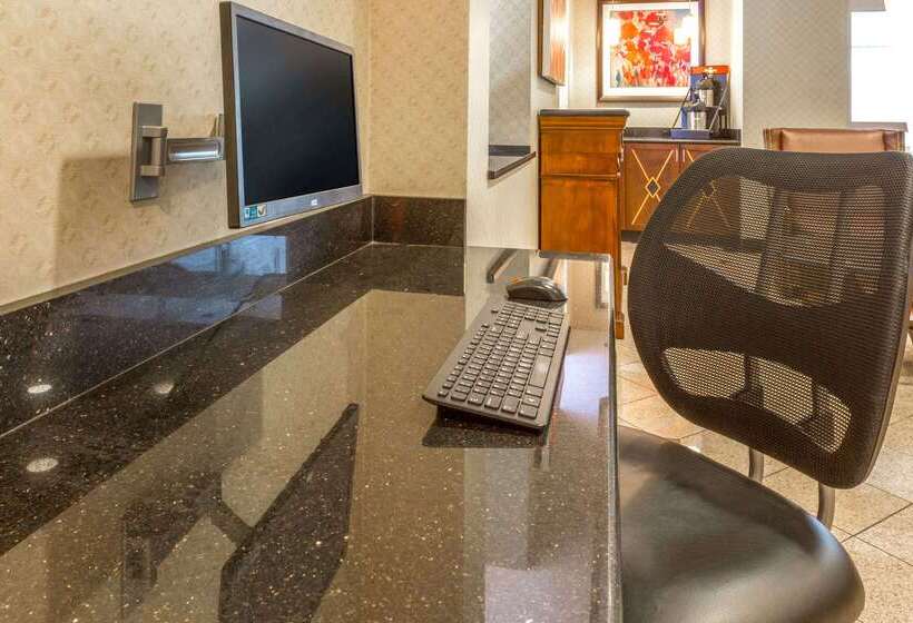 호텔 Travelodge By Wyndham Silver Spring