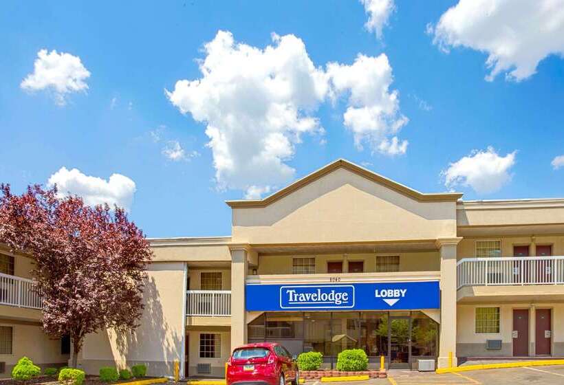 호텔 Travelodge By Wyndham Silver Spring