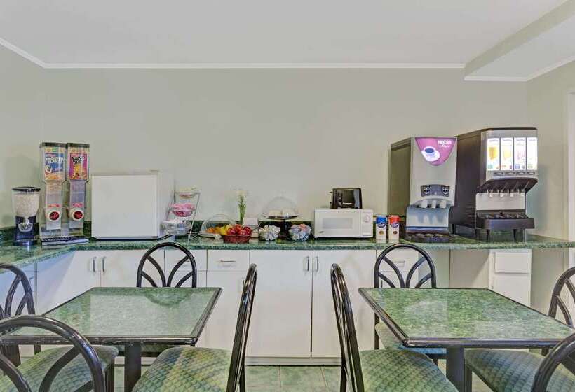 فندق Travelodge By Wyndham Williamsburg Colonial Area