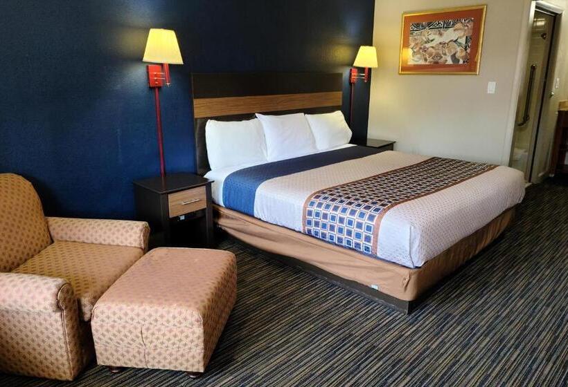 فندق Travelodge By Wyndham Williamsburg Colonial Area