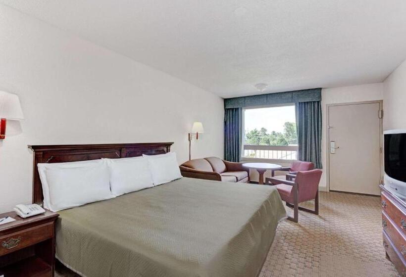 فندق Travelodge By Wyndham Williamsburg Colonial Area