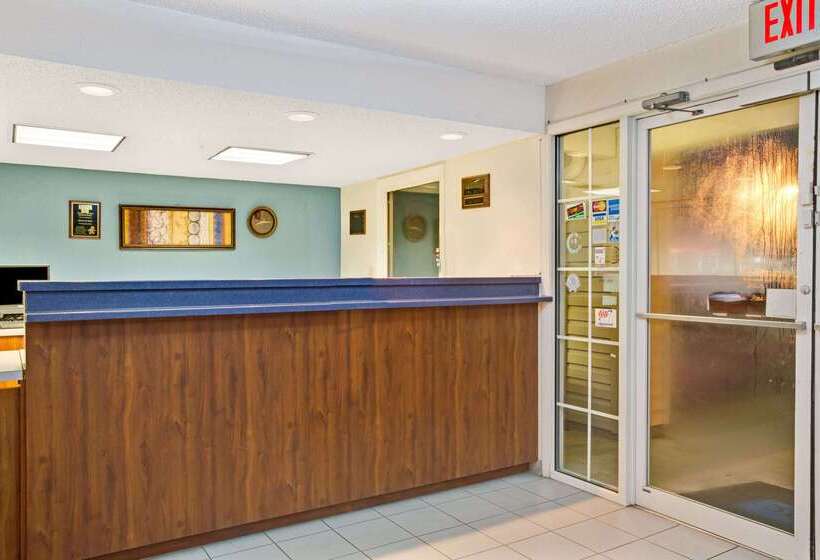 فندق Travelodge Suites By Wyndham Macclenny I 10