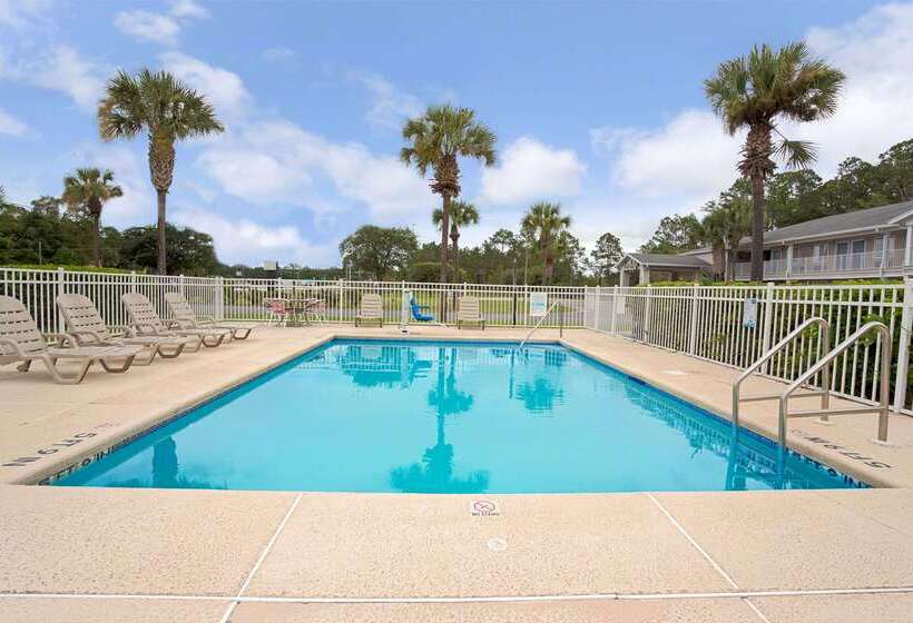 فندق Travelodge Suites By Wyndham Macclenny I 10