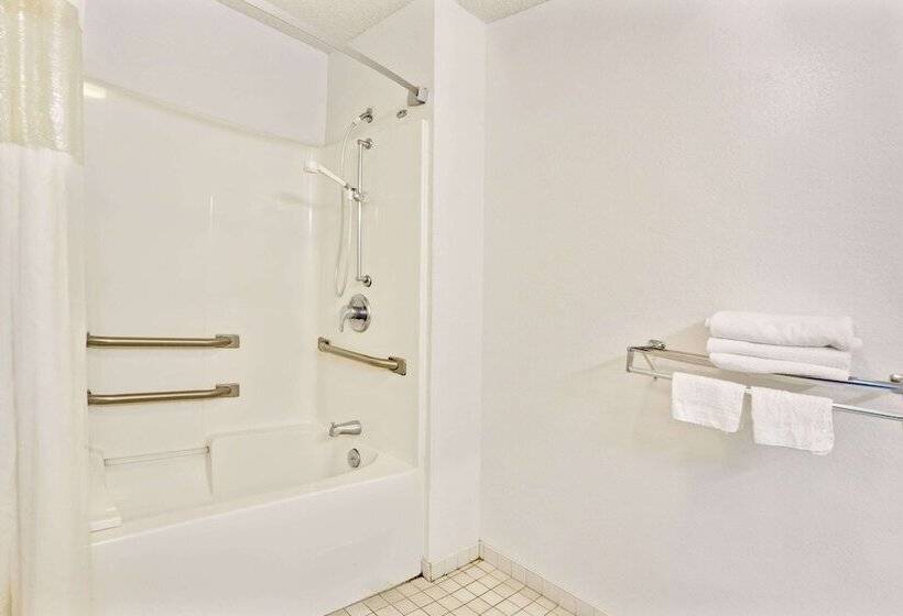 فندق Travelodge Suites By Wyndham Macclenny I 10