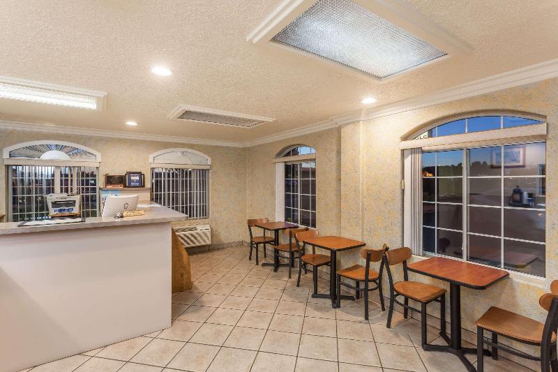 فندق Travelodge Victorville