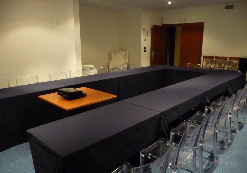 فندق Villa Dei Bosconi