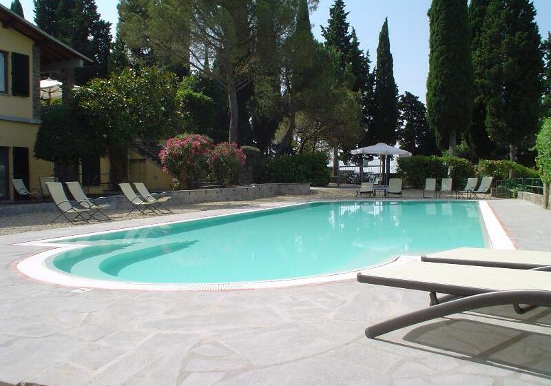 فندق Villa Dei Bosconi