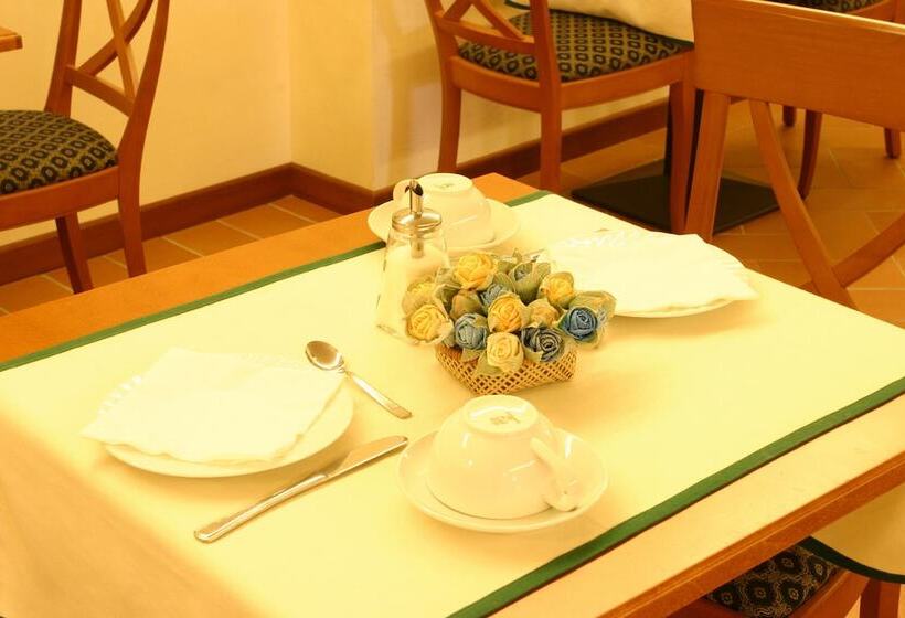 فندق Villa Dei Bosconi