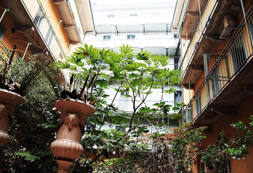 Jr Hotels Bocconi Milano