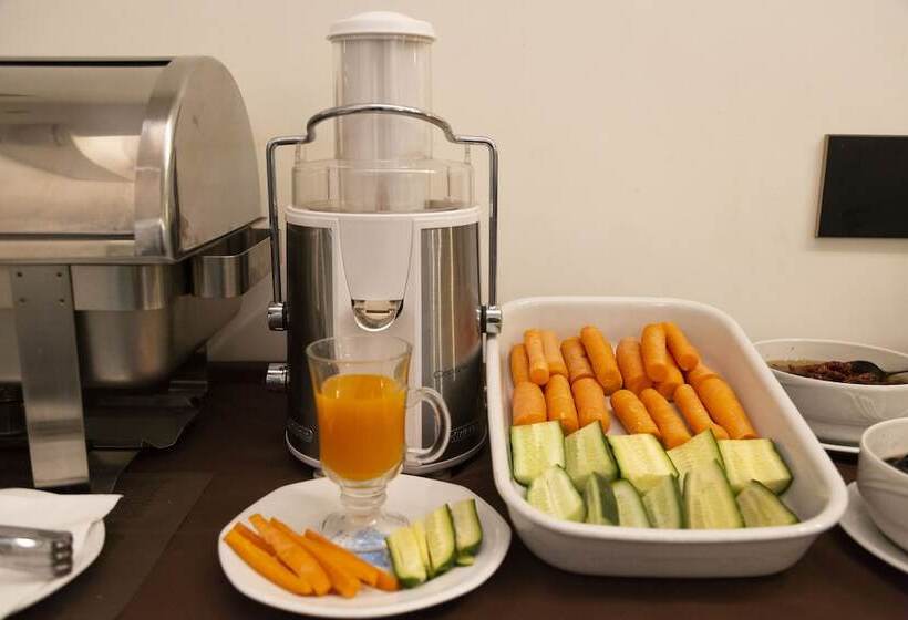 Jr Hotels Bocconi Milano