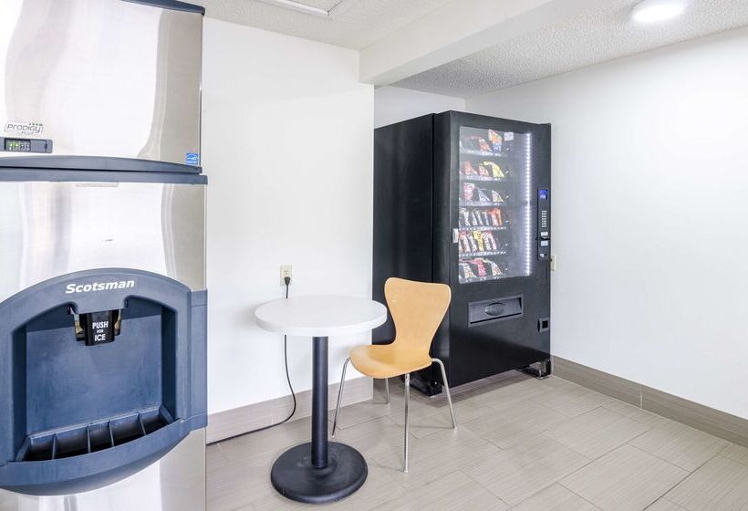 Motel 6 Troutville, Va