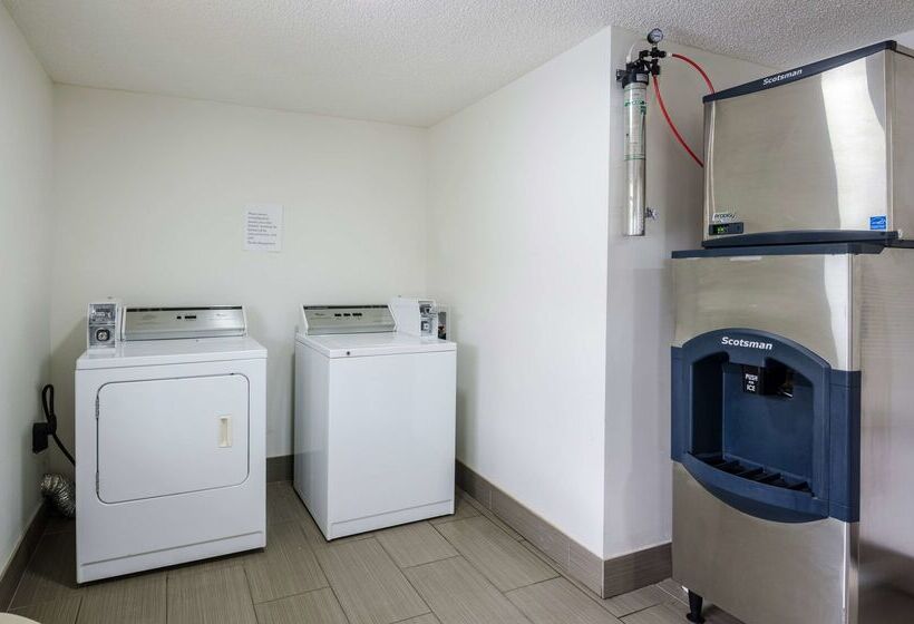 Motel 6 Troutville, Va