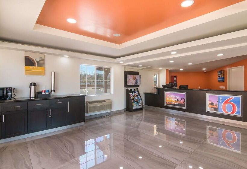 Motel 6south El Monte, Ca  Los Angeles