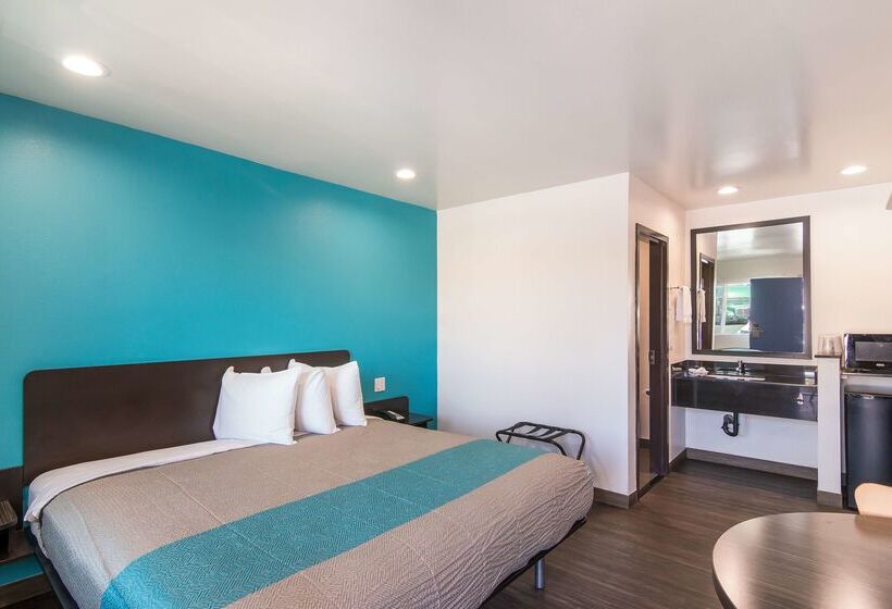 Motel 6south El Monte, Ca  Los Angeles