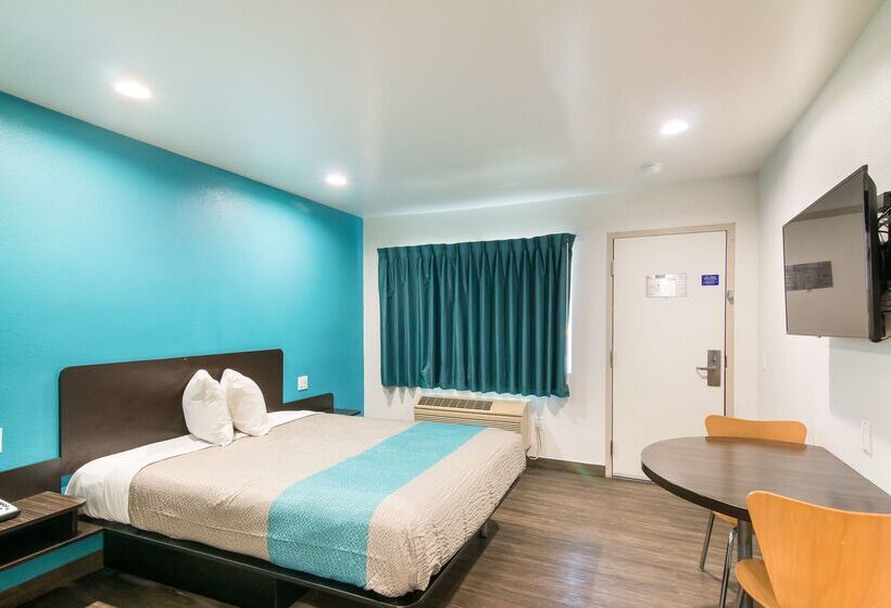 Motel 6south El Monte, Ca  Los Angeles