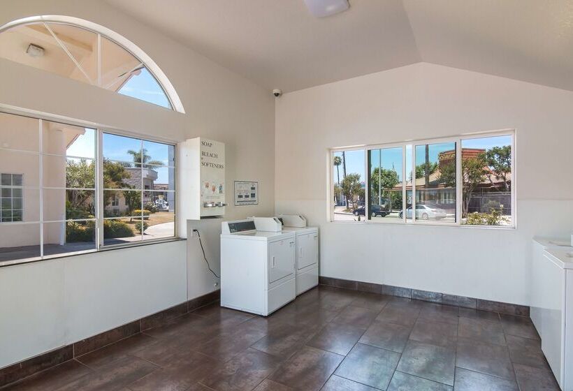 Motel 6south El Monte, Ca  Los Angeles