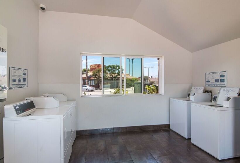 Motel 6south El Monte, Ca  Los Angeles