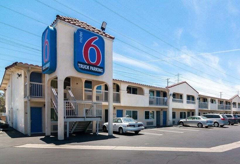 Motel 6south El Monte, Ca  Los Angeles