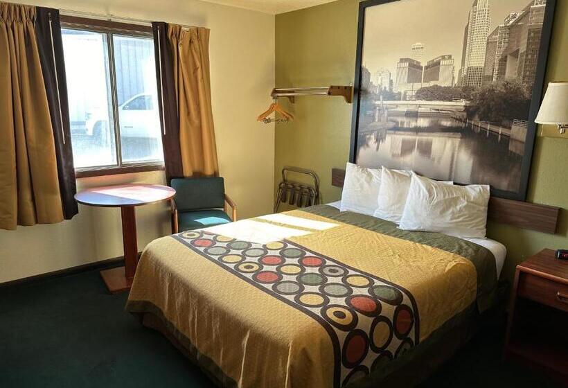 فندق على الطريق Ainsworth Inn