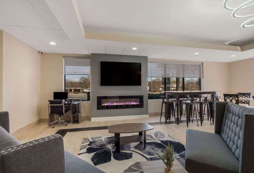 汽车旅馆  Quality Inn & Suites