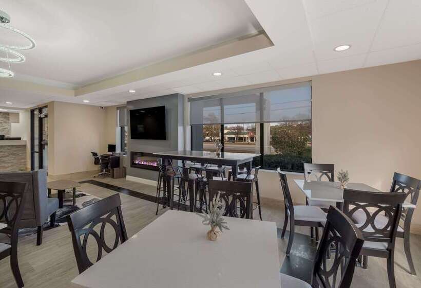 汽车旅馆  Quality Inn & Suites