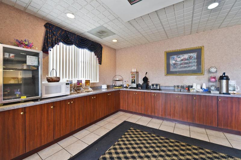 汽车旅馆  Quality Inn & Suites