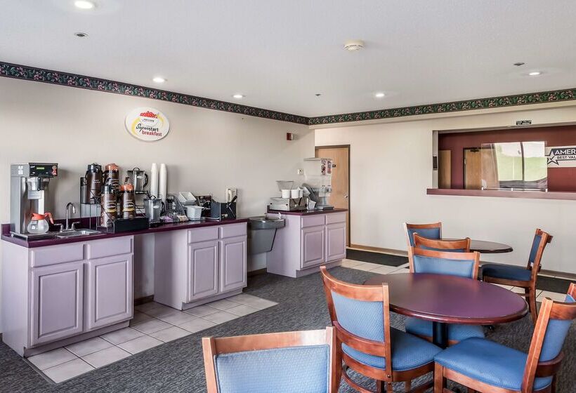 汽车旅馆  Americas Best Value Inn Wenona