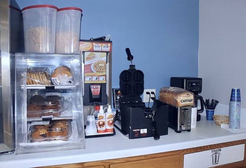 فندق على الطريق Amerivu Inn And Suites   Stanley