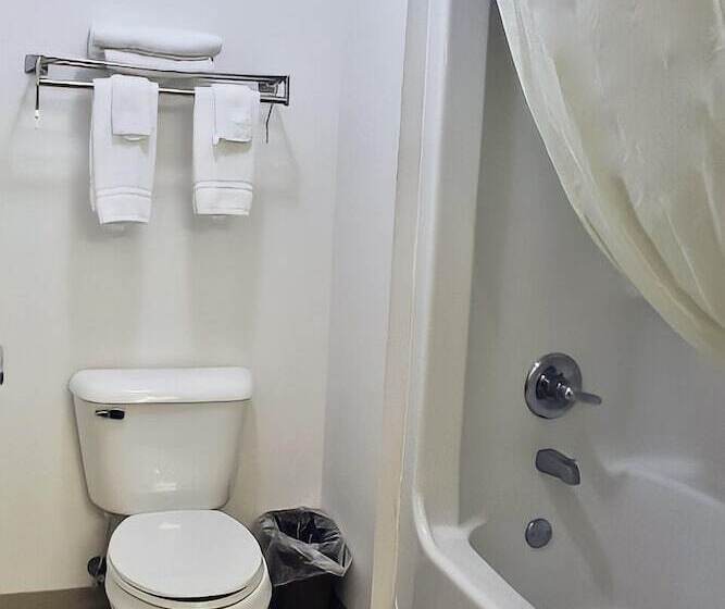 فندق على الطريق Amerivu Inn And Suites   Stanley