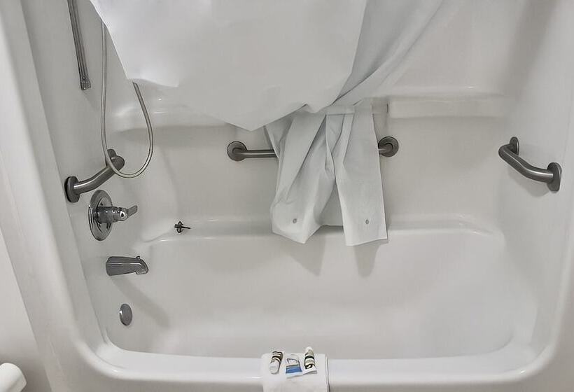 فندق على الطريق Amerivu Inn And Suites   Stanley